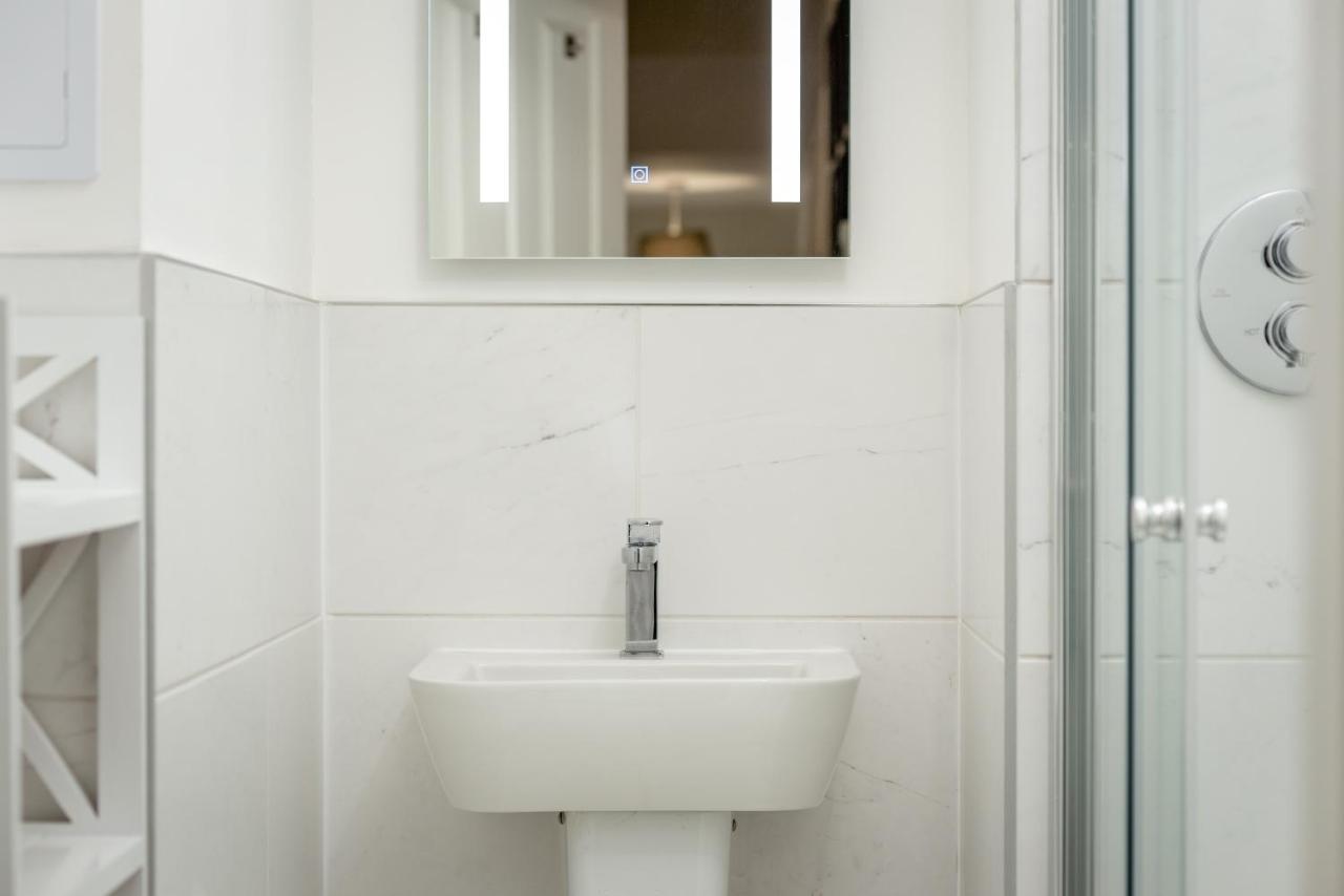 South Street Luxury Apartment * Central * Sleeps 4 セント・アンドルーズ エクステリア 写真